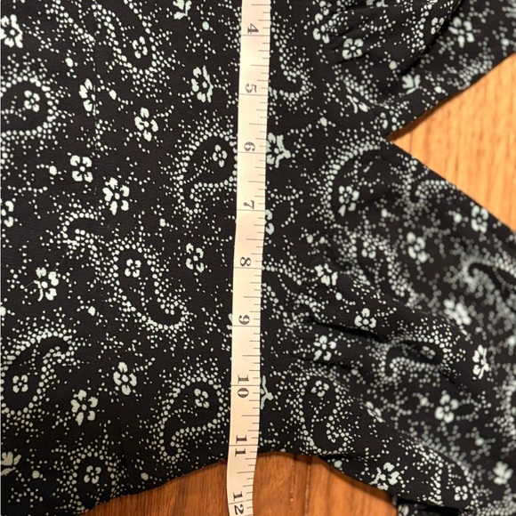 BP Black and White Paisley V-Neck Flutter Sleeve Dress 90s “skater dress” vibes - Picture 6 of 17